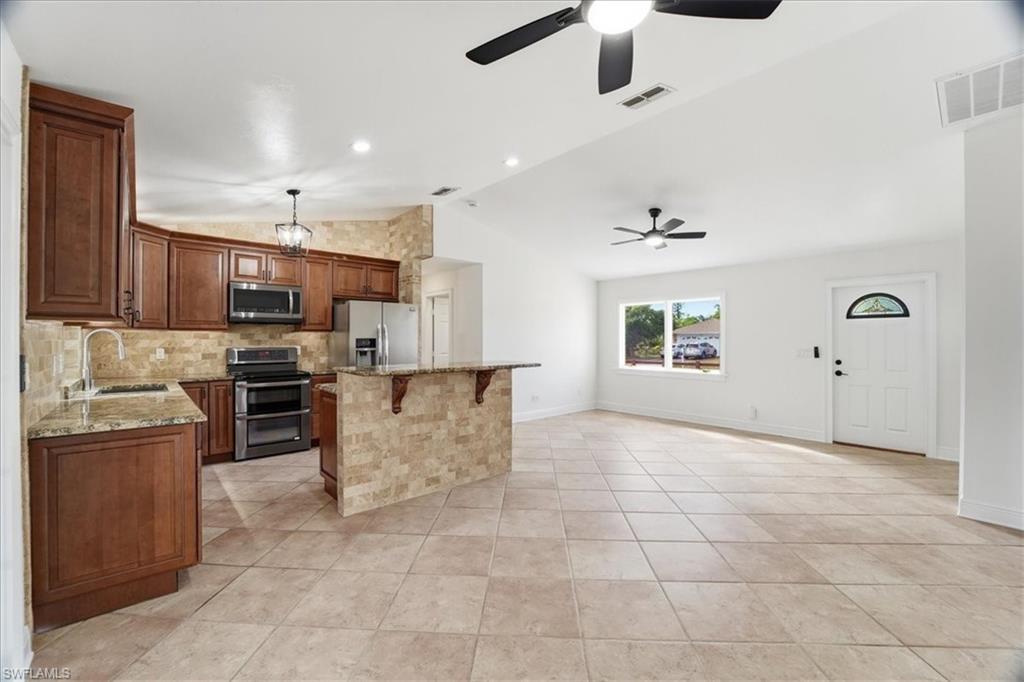 18343 Hawthorne Road Fort Myers, FL 33967 - Photo 16 of 42 Gallery Image 16