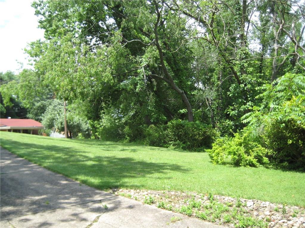 223 Olympic Road Baldwin, PA 15236 - Photo 10 of 12 Gallery Image 10