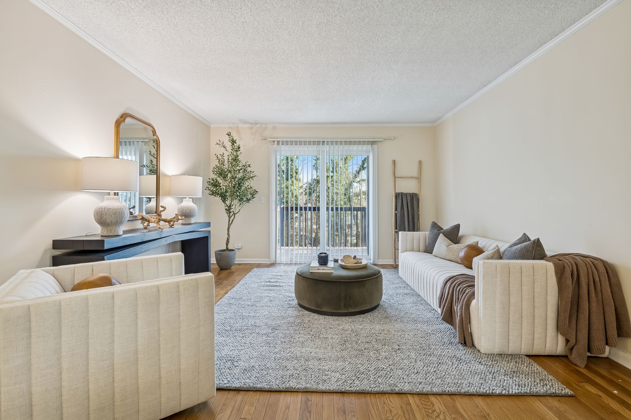 500 Paragon Mills Road, Unit M11 Nashville, TN 37211 - Photo 2 of 31 a living room with furniture and a large window