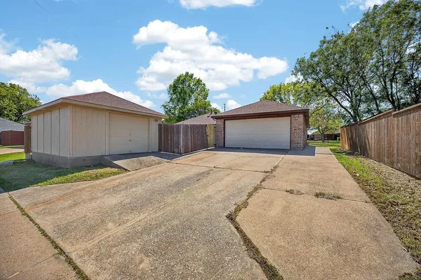 $339,900 | 3425 7th Street, Sachse, TX 75048
