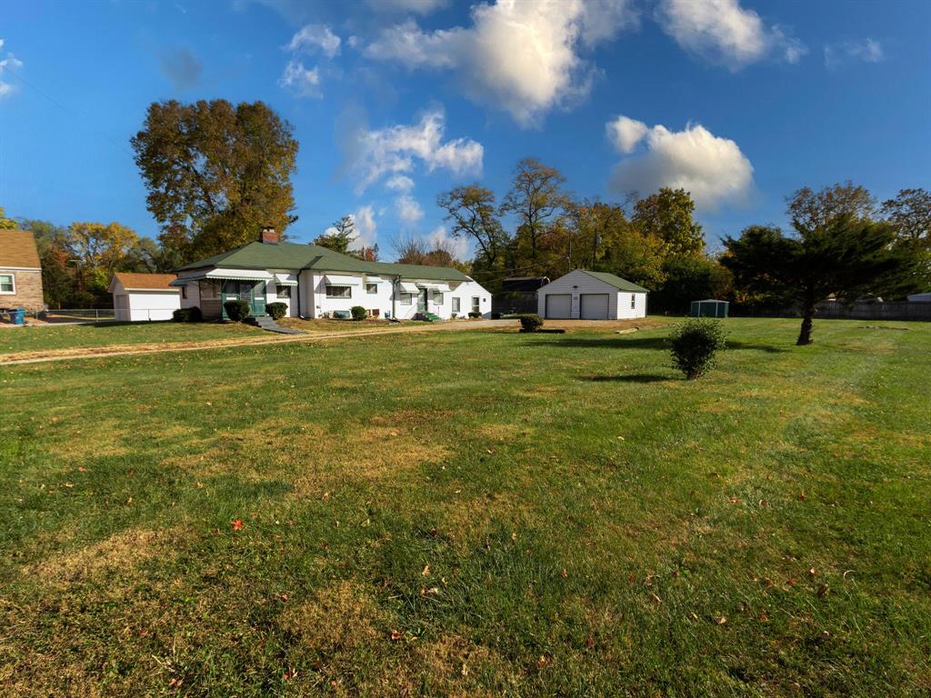 6315 Michigan Road Indianapolis, IN 46260 - Photo 3 of 29 Gallery Image 3