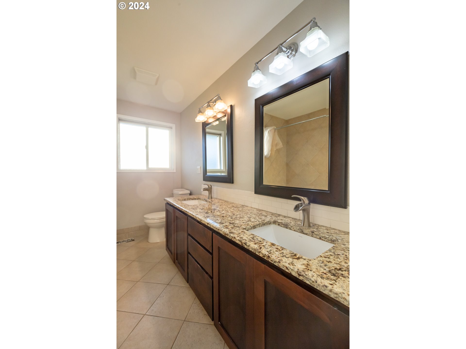 7570 Ridgewood Drive Gladstone, OR 97027 - Photo 17 of 40 Gallery Image 17