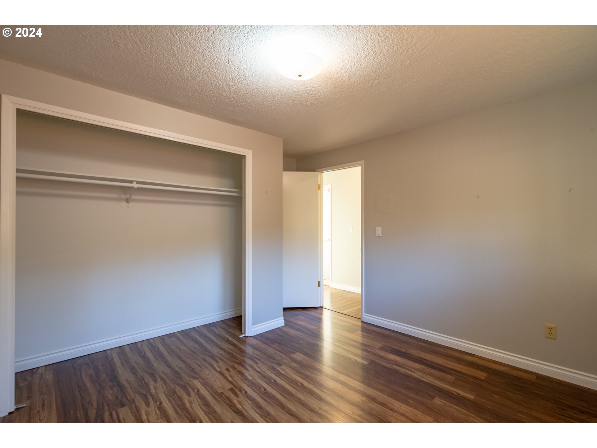 7570 Ridgewood Drive Gladstone, OR 97027 - Photo 21 of 40 Gallery Image 21