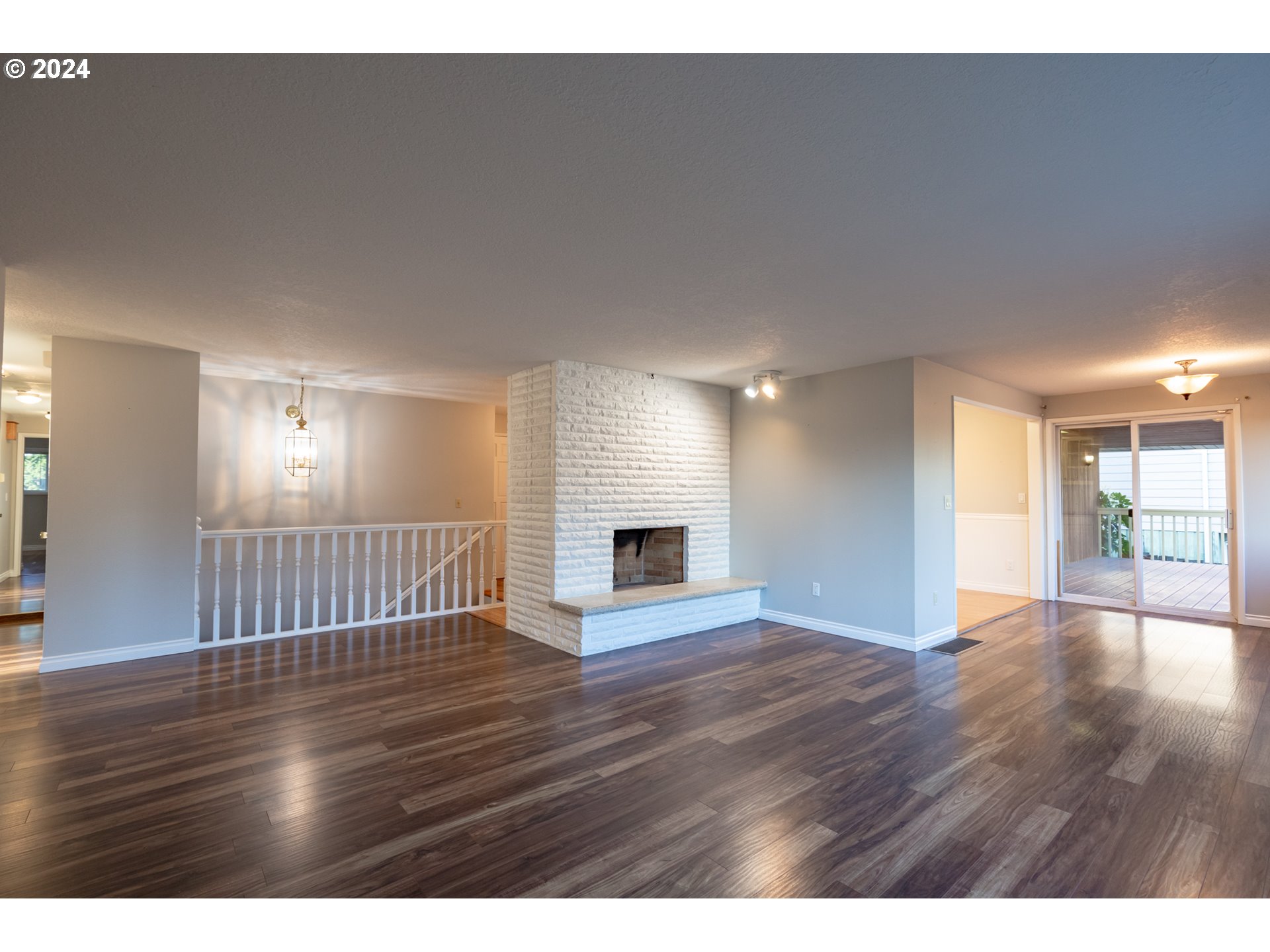 7570 Ridgewood Drive Gladstone, OR 97027 - Photo 4 of 40 Gallery Image 4