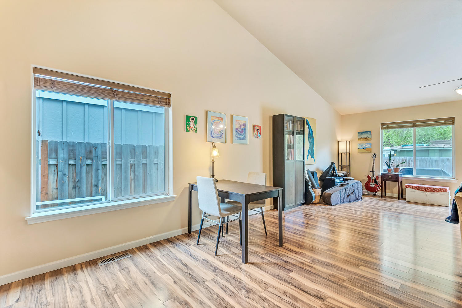 20527 Rolen Avenue Bend, OR 97702 - Photo 5 of 19 OReilly_20190522_7_203749_72ppi