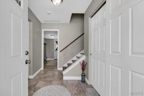 $250,000 | 11005 Saxonhall Drive, Bridgeton, MO 63044