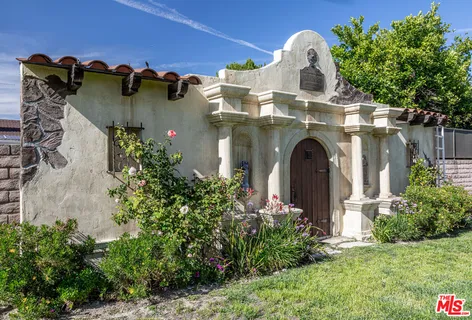 $1,675,000 | 19523 Vintage Street, Northridge, CA 91324