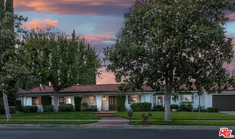 $1,675,000 | 19523 Vintage Street, Northridge, CA 91324