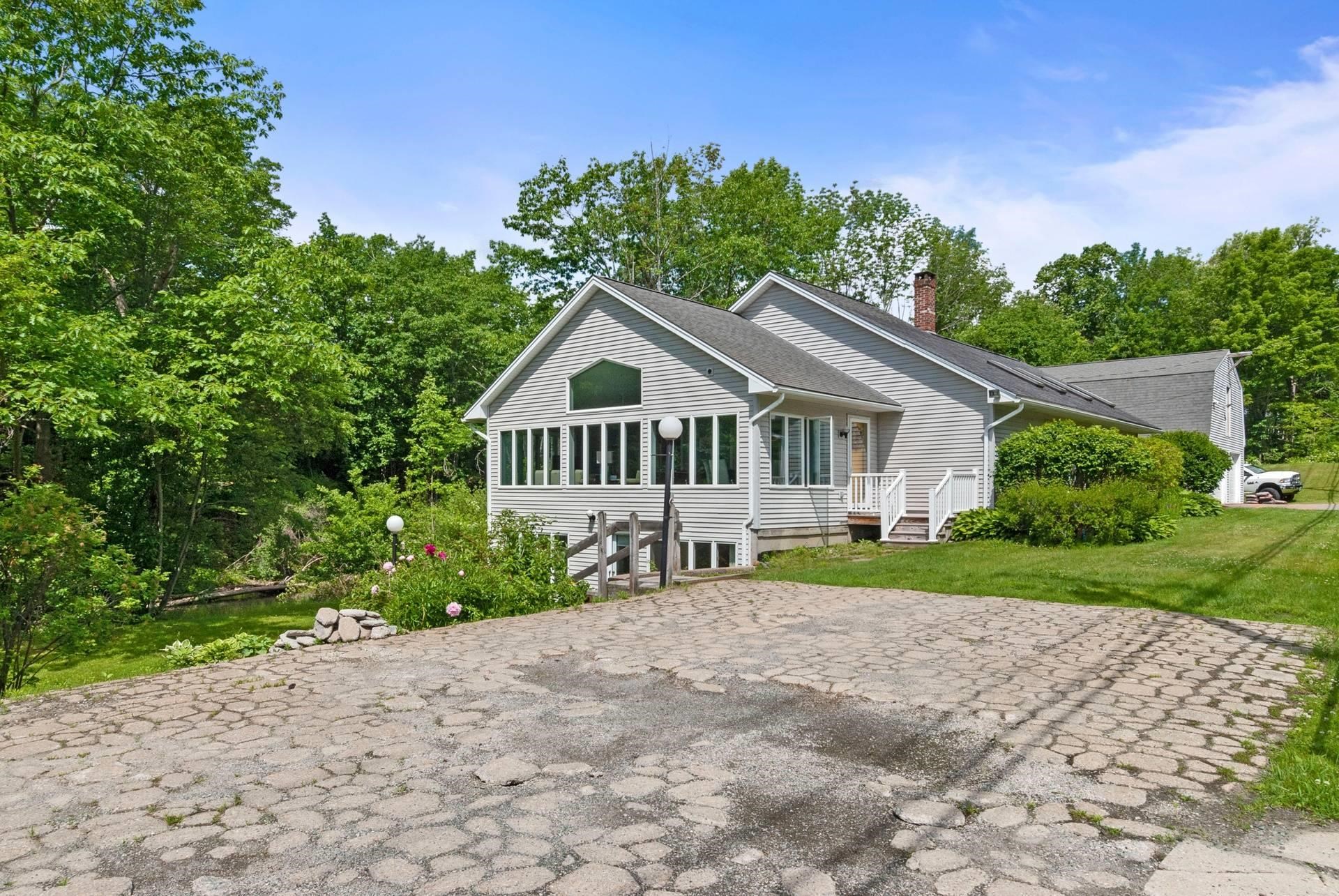 9 Payne Road Lebanon, NH 03766 - Photo 25 of 35