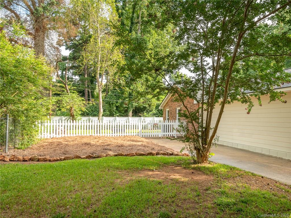 437 Plantation Road Rock Hill, SC 29732 - Photo 31 of 37 Gallery Image 31