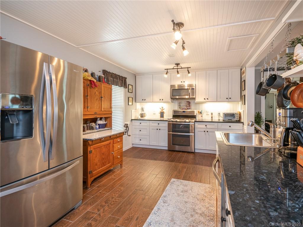 437 Plantation Road Rock Hill, SC 29732 - Photo 6 of 37 Gallery Image 6