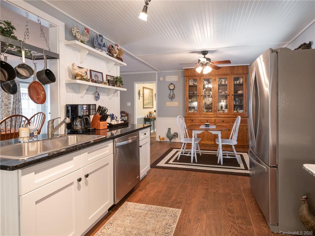 437 Plantation Road Rock Hill, SC 29732 - Photo 8 of 37 Gallery Image 8