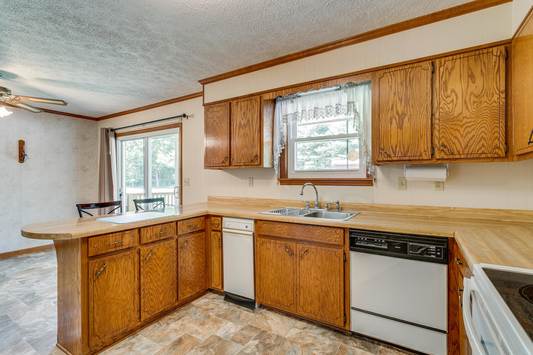 301 Stamper Road Erwin, TN 37650 - Photo 25 of 66 020