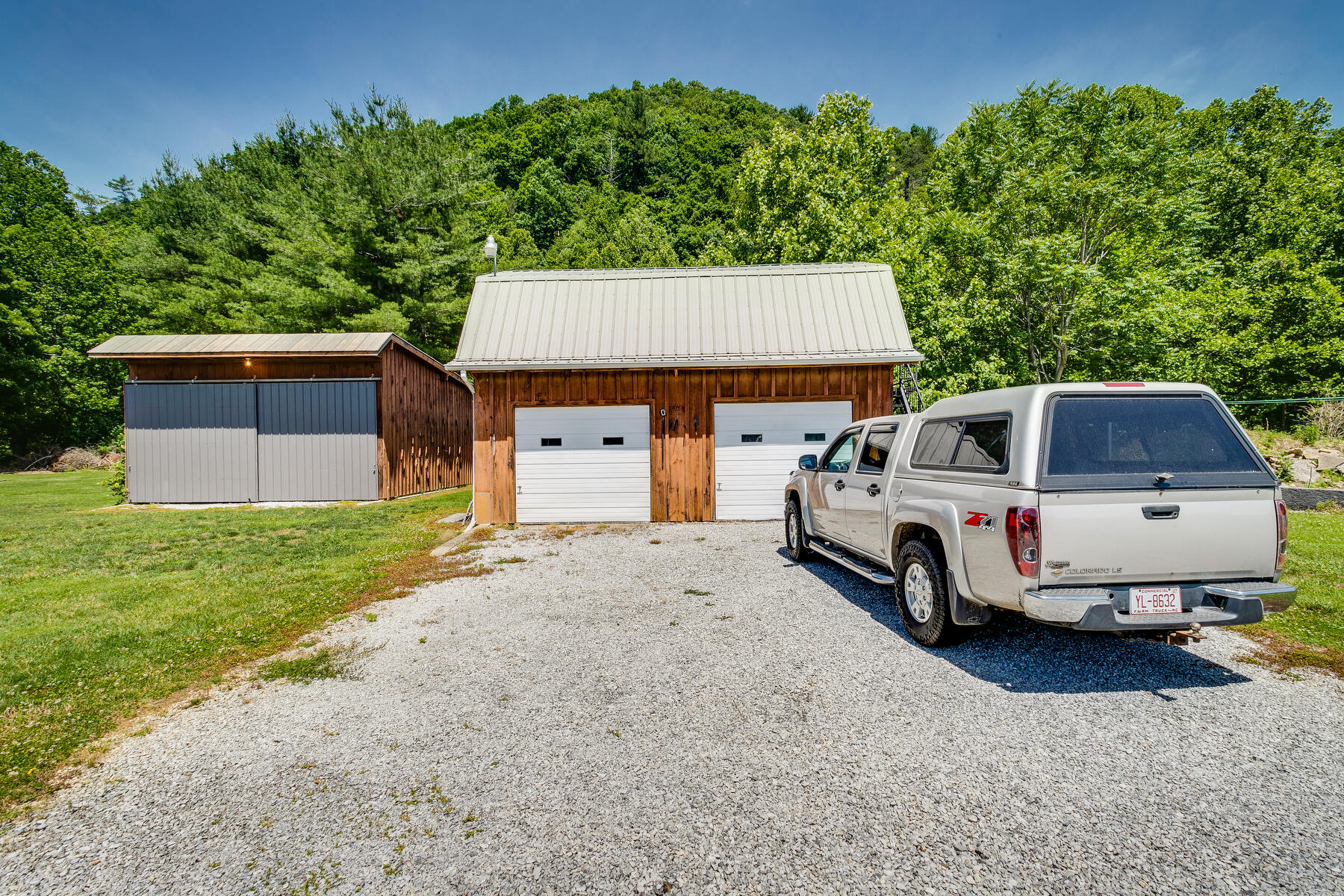 301 Stamper Road Erwin, TN 37650 - Photo 7 of 66 037