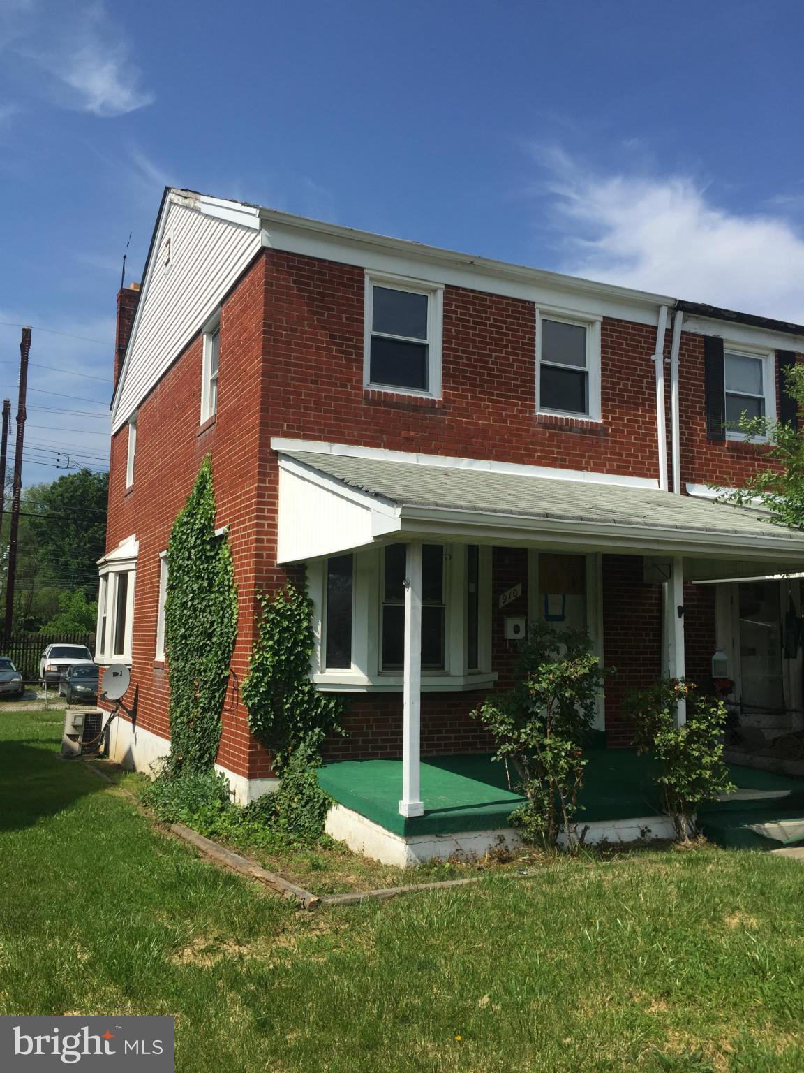 910 Middlesex Road Baltimore, MD 21221 - Photo 9 of 9 Exterior (Front)