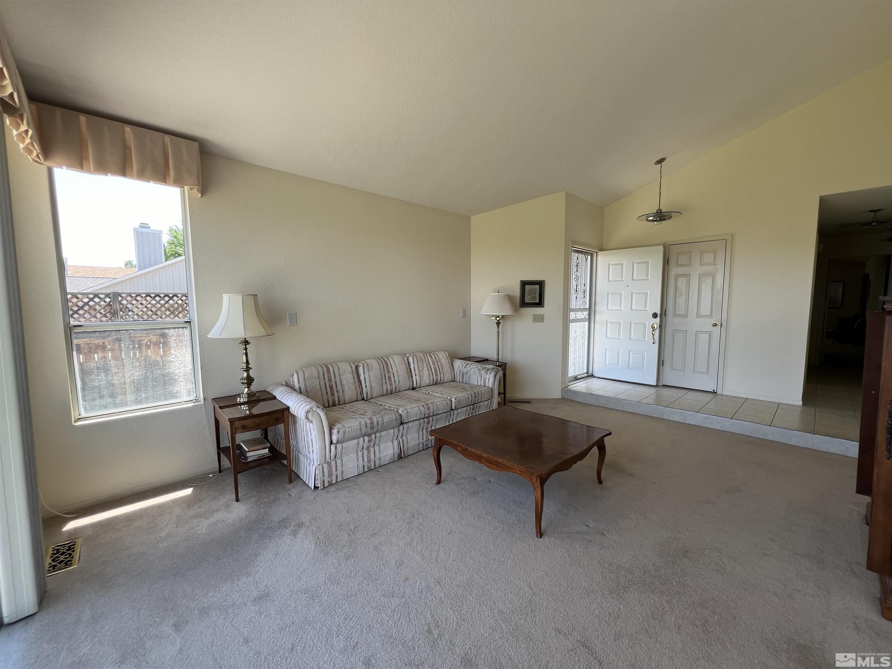2326 Silver Ridge Drive Reno, NV 89509 - Photo 4 of 20 Photo 4