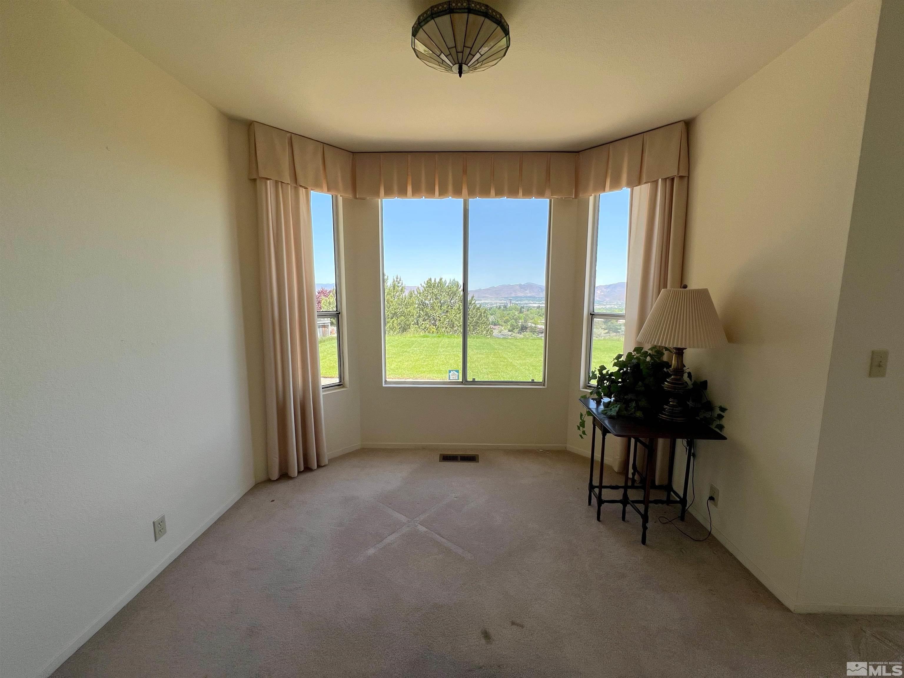 2326 Silver Ridge Drive Reno, NV 89509 - Photo 9 of 20 Photo 9