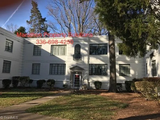 $1,125 | 1700 North Elm Street, Unit O4, Greensboro, NC 27408