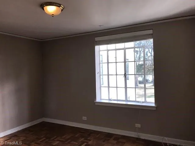 $1,125 | 1700 North Elm Street, Unit O4, Greensboro, NC 27408