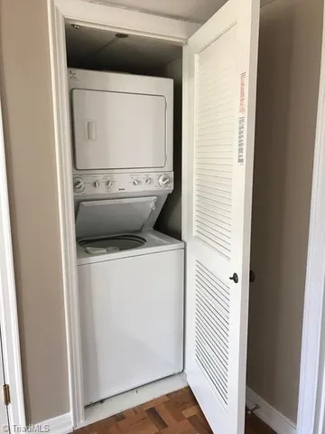 $1,125 | 1700 North Elm Street, Unit O4, Greensboro, NC 27408