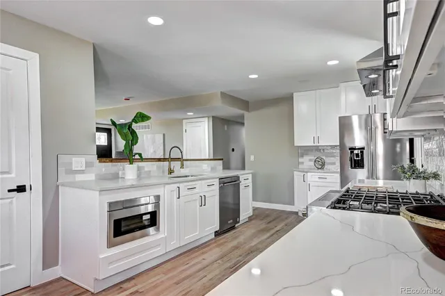 $889,950 | 507 South Pontiac Way, Denver, CO 80224