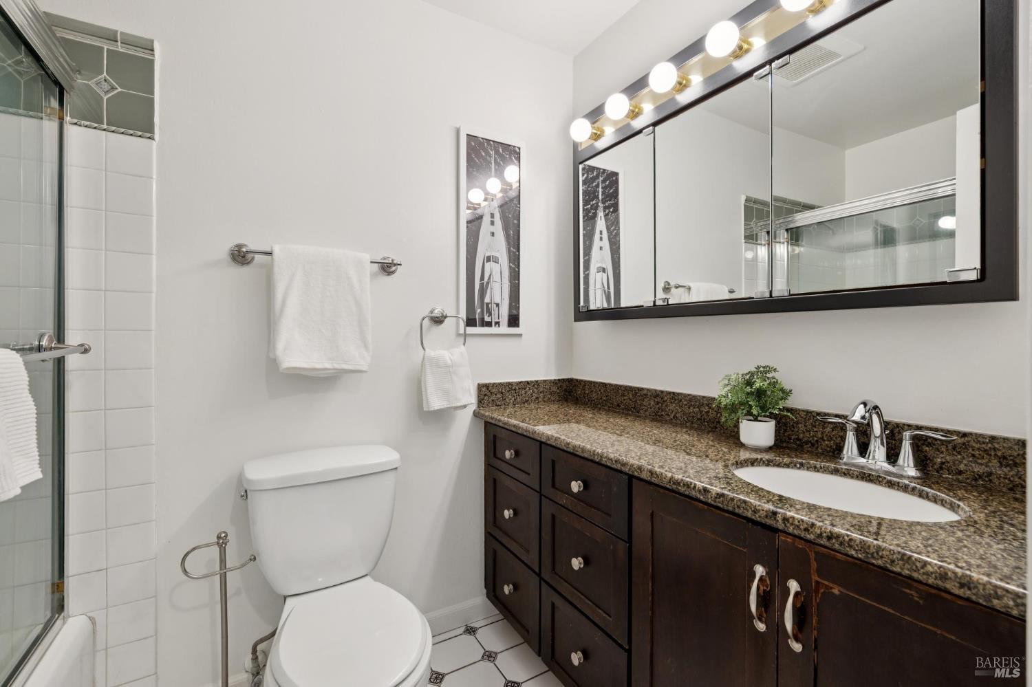 136 Surrey Lane San Rafael, CA 94903 - Photo 21 of 31