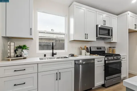 $549,000 | 330 Warren Way, Pittsburg, CA 94565