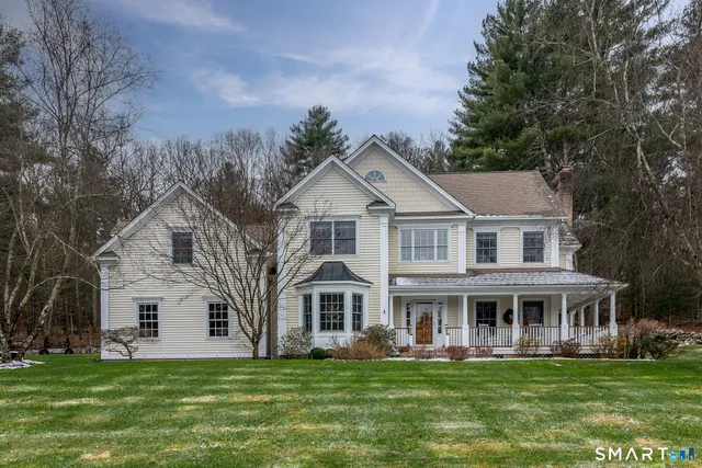 $895,000 | 52 Steeple View Lane, Woodbury, CT 06798