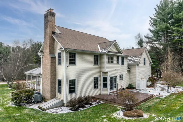 $895,000 | 52 Steeple View Lane, Woodbury, CT 06798