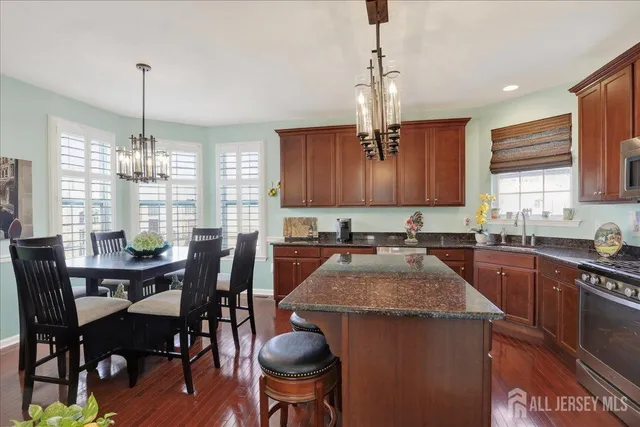 $599,000 | 37 Daly Court, Old Bridge, NJ 08857