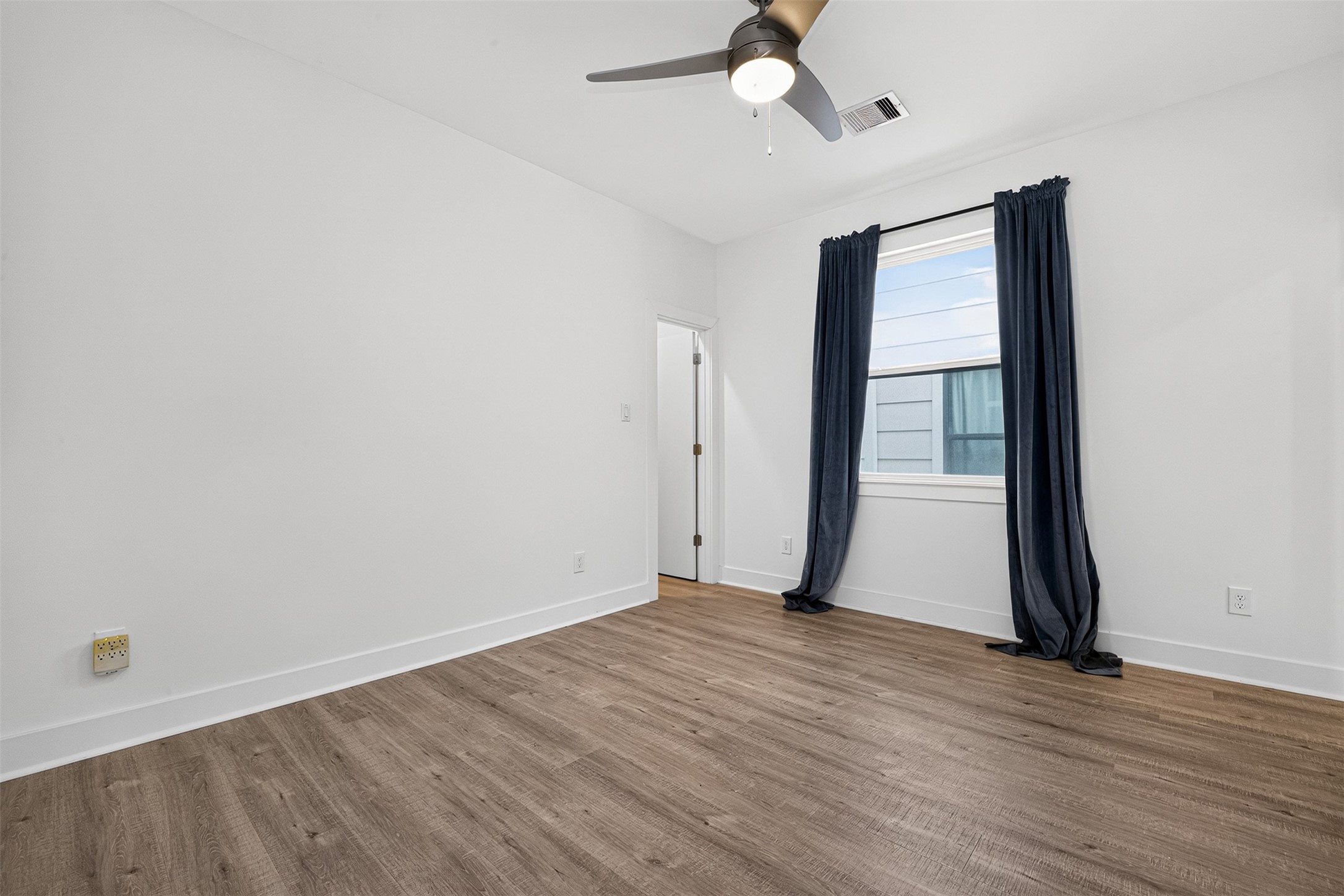 1618 Ruthven Street Houston, TX 77019 - Photo 18 of 41 Gallery Image 18