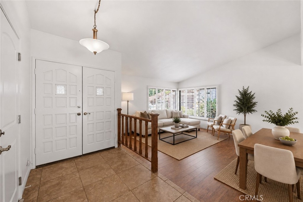 4384 Laurelhurst Road Moorpark, CA 93021 - Photo 4 of 44 Gallery Image 4