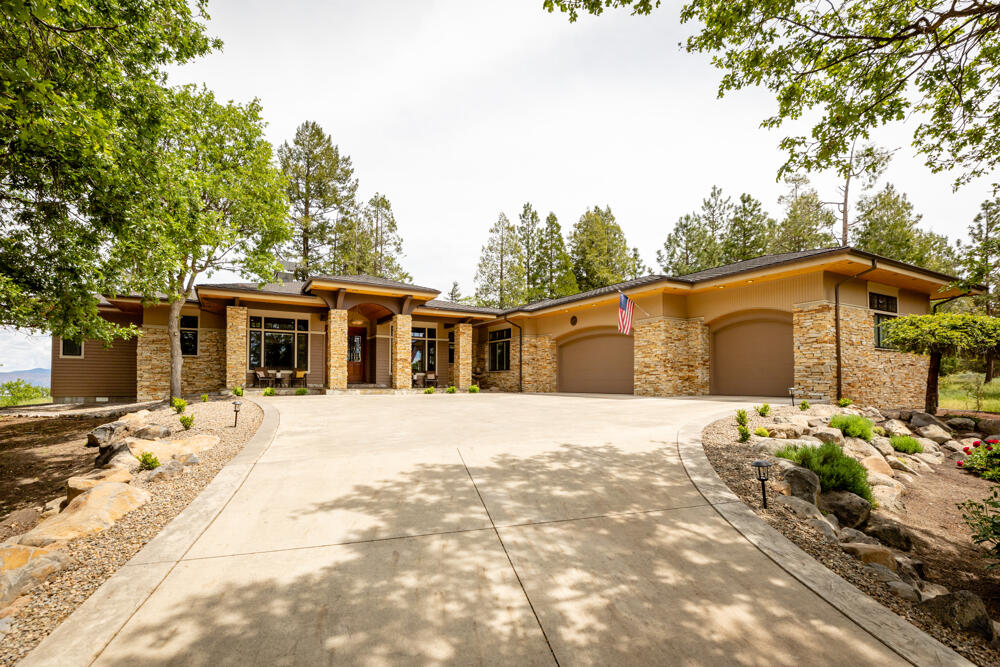 11025 Kestrel Road Klamath Falls, OR 97601 - Photo 3 of 79 11025KestrelRd.-72