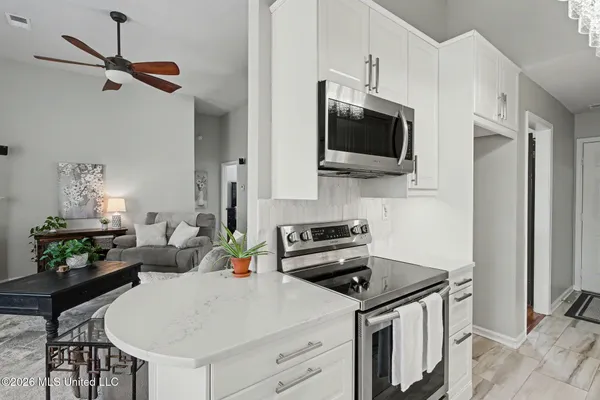 $310,000 | 7740 Meadow Ridge Lane, Olive Branch, MS 38654