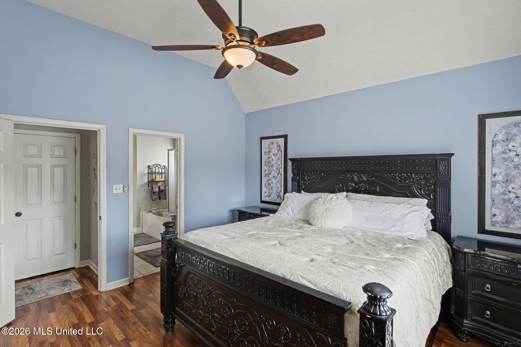 7740 Meadow Ridge Lane Olive Branch, MS 38654 - Photo 17 of 40 Primary bedroom