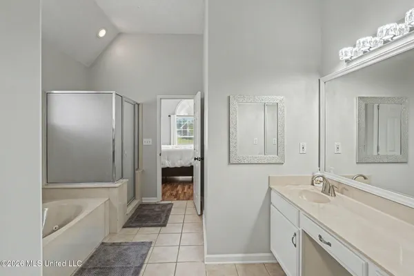 $310,000 | 7740 Meadow Ridge Lane, Olive Branch, MS 38654