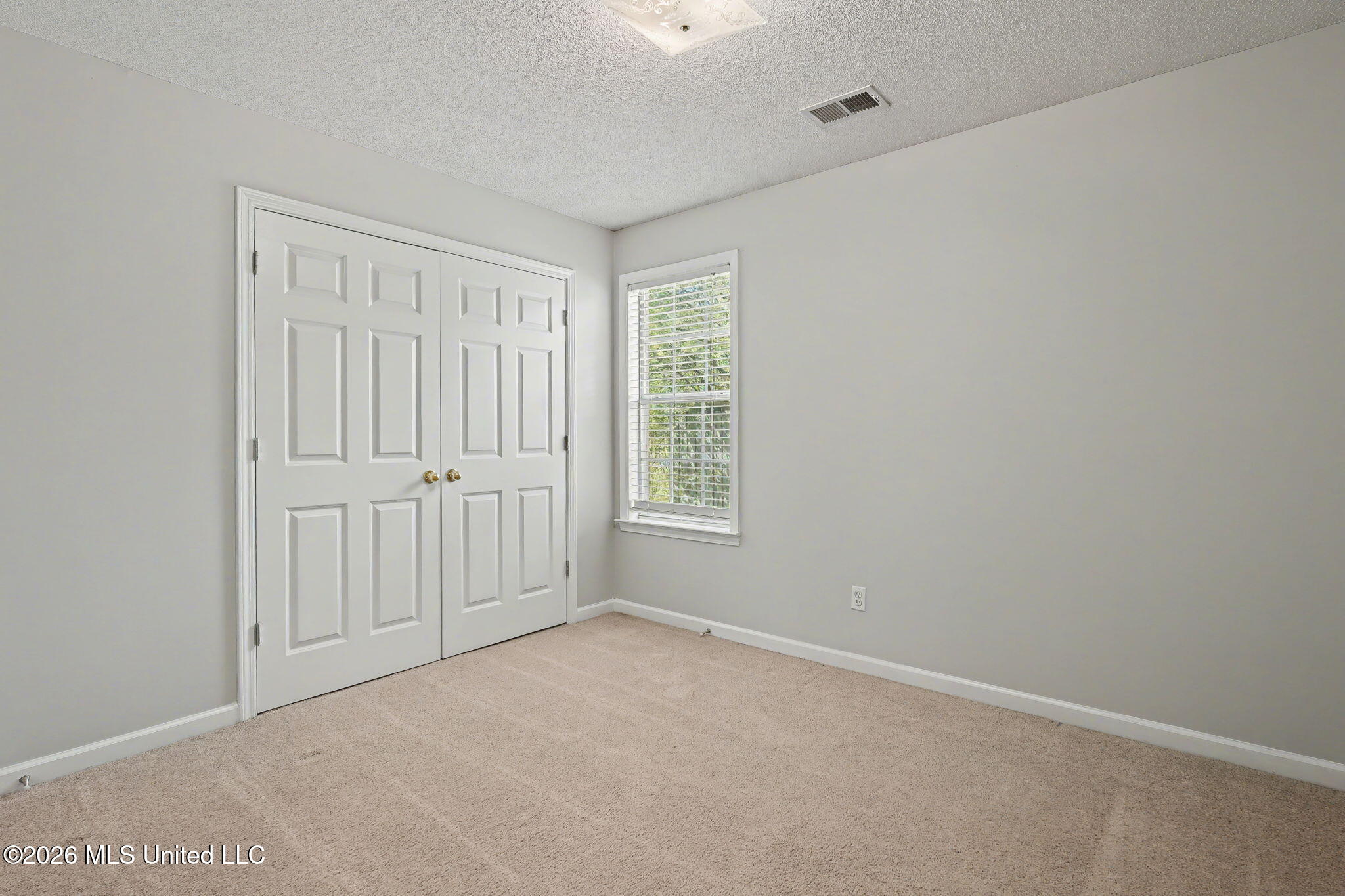 7740 Meadow Ridge Lane Olive Branch, MS 38654 - Photo 23 of 40 Bedroom 3