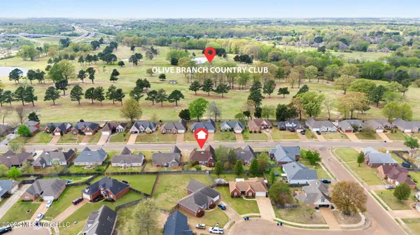 $310,000 | 7740 Meadow Ridge Lane, Olive Branch, MS 38654