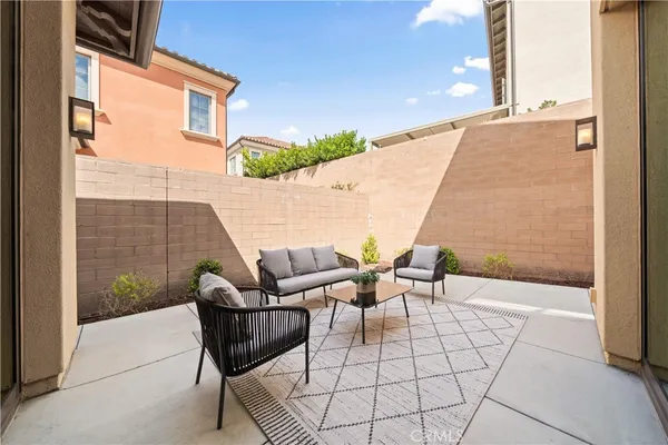 $2,149,900 | 111 Donati, Irvine, CA 92602
