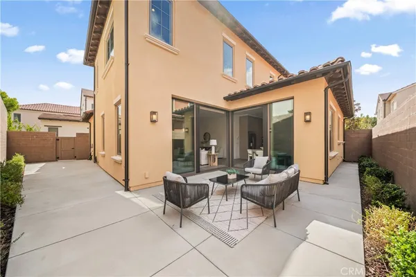 $2,149,900 | 111 Donati, Irvine, CA 92602