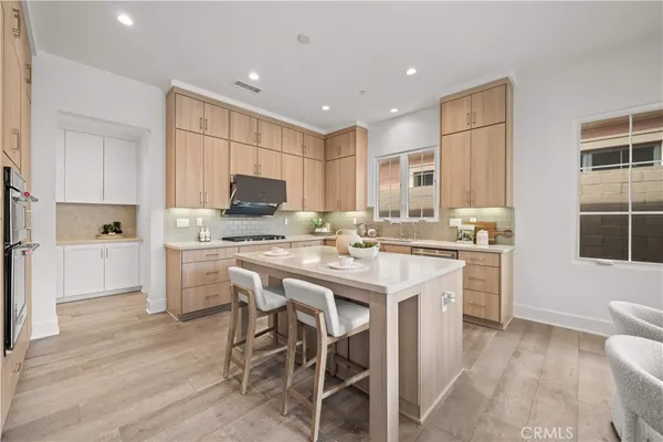 $2,149,900 | 111 Donati, Irvine, CA 92602