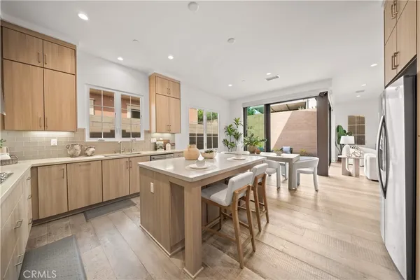 $2,149,900 | 111 Donati, Irvine, CA 92602