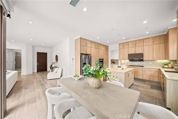 $2,149,900 | 111 Donati, Irvine, CA 92602