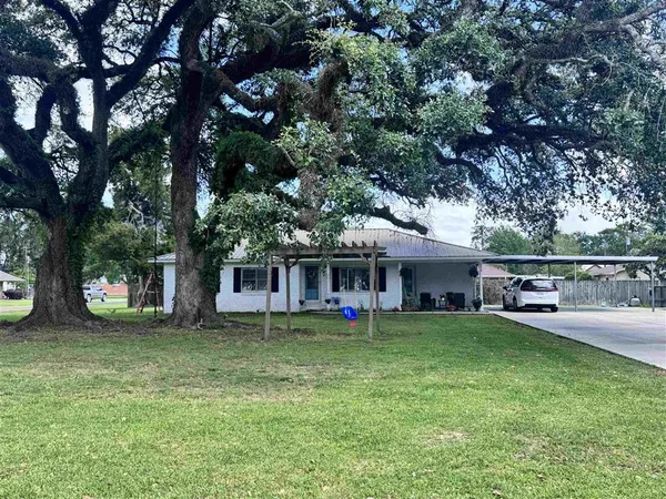 $188,000 | 209 Pine Street, Iota, LA 70543