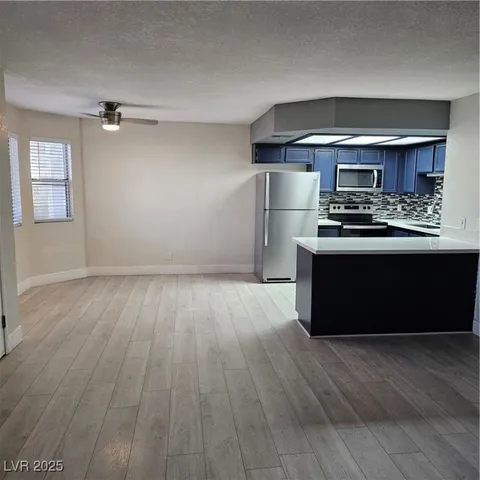 $1,595 | 1404 Oak Rock Drive, Unit 101, Las Vegas, NV 89128