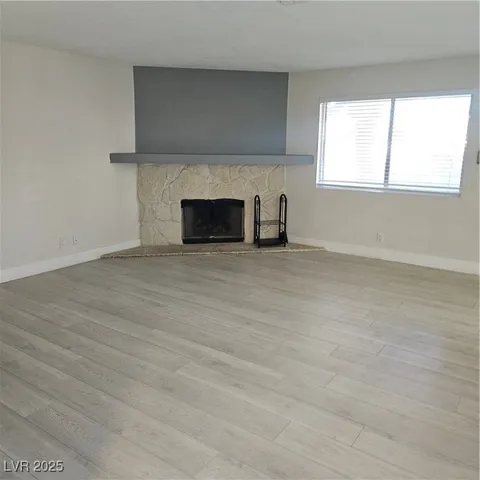 $1,595 | 1404 Oak Rock Drive, Unit 101, Las Vegas, NV 89128