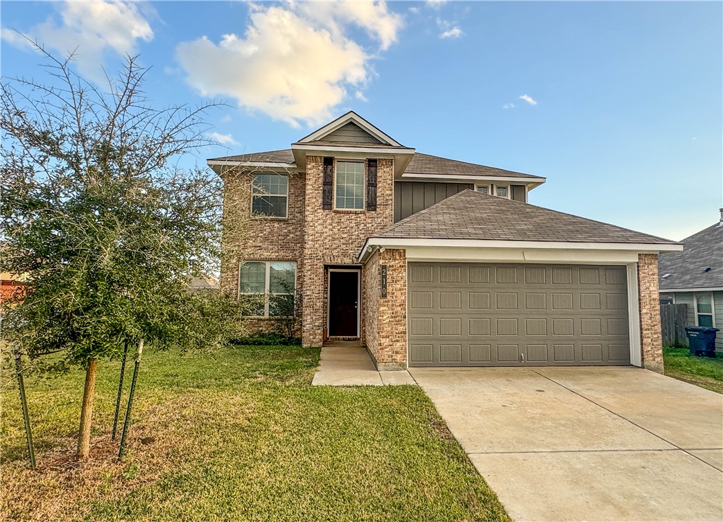 210 36th Ridge Caldwell, TX 77836 - Photo 1 of 1 View of front of home featuring a front lawn and a