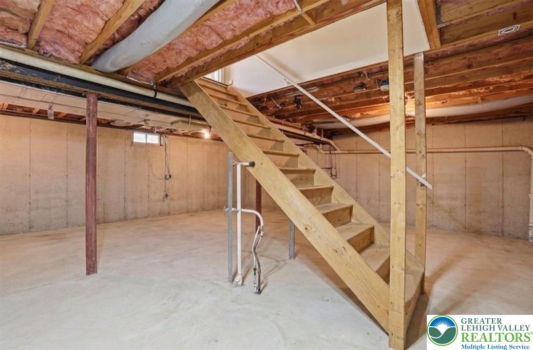 808 Hunter Road Easton, PA 18040 - Photo 30 of 41 A spacious, unfinished basement offers endless possibilities for future customization. Virtually decluttered