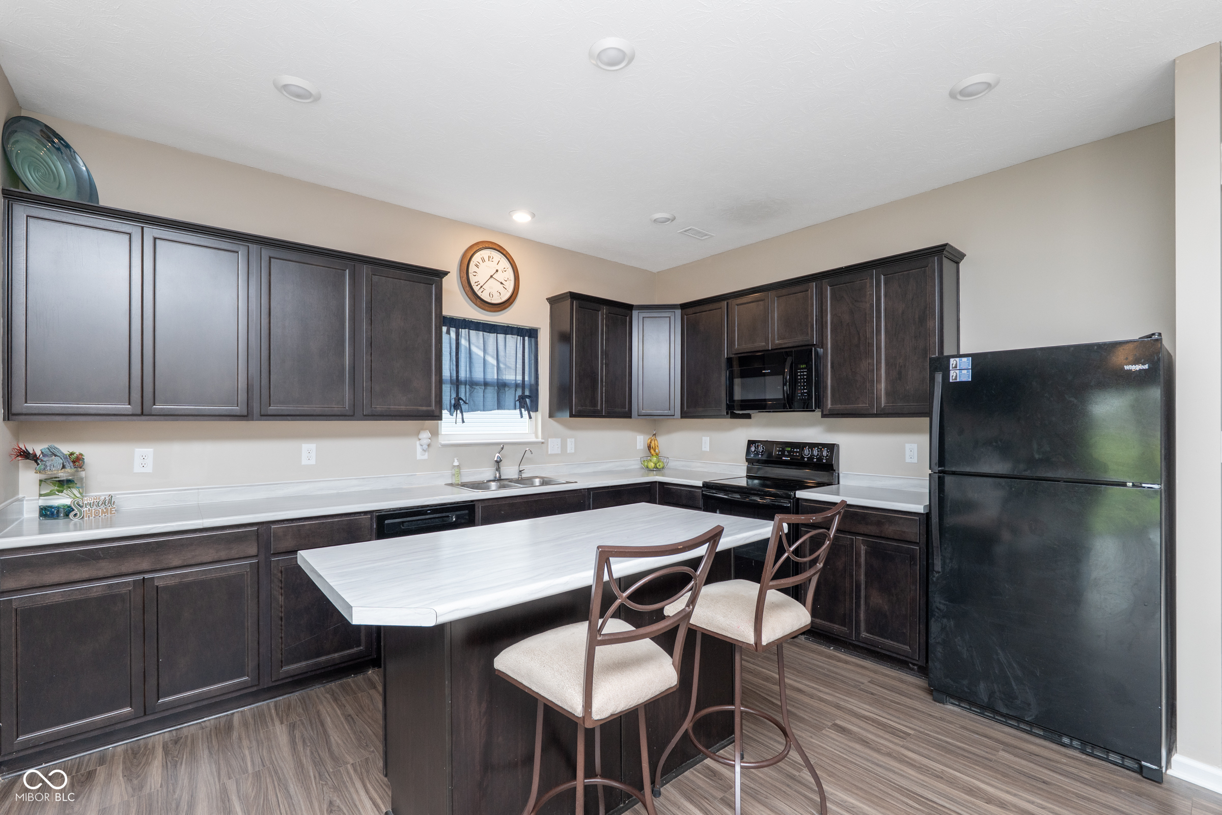 6926 Honeysuckle Way Pendleton, IN 46064 - Photo 11 of 28