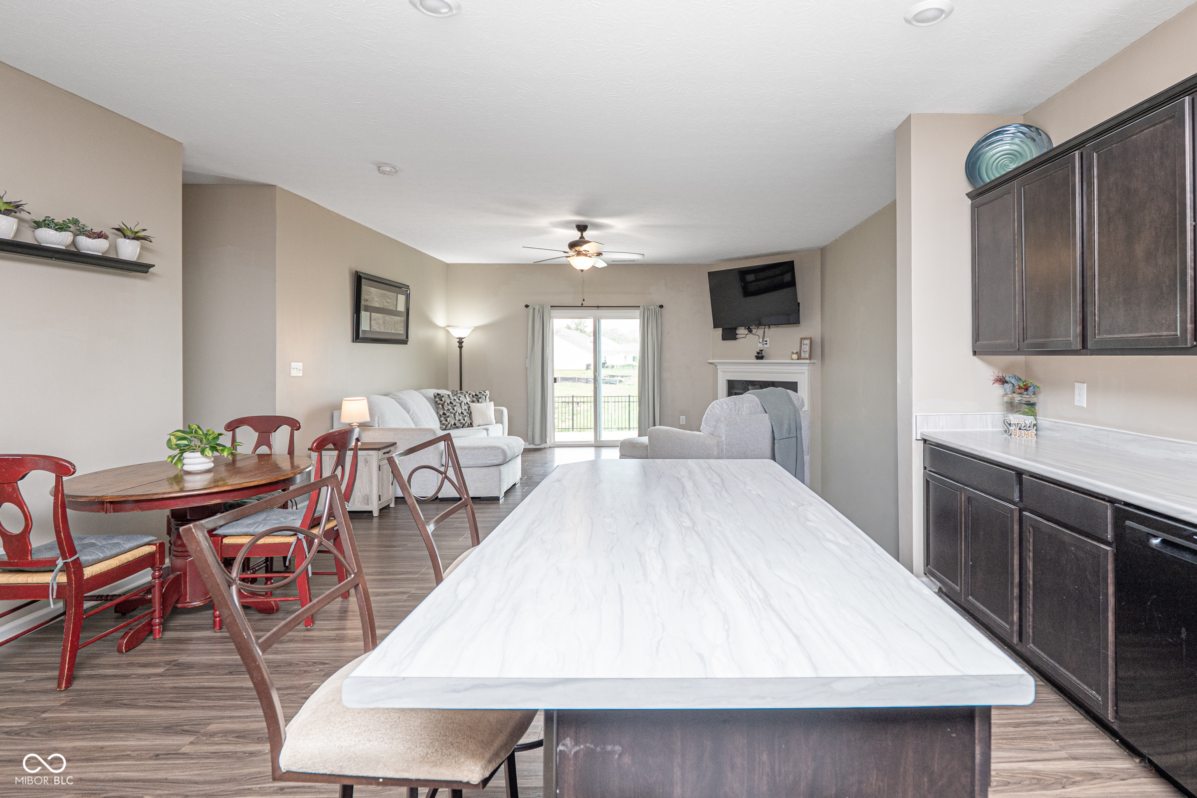 6926 Honeysuckle Way Pendleton, IN 46064 - Photo 9 of 28